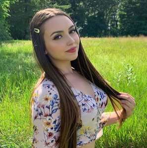 Julia Raleigh Birthday, Real Name, Age, Weight, Height, Family, Facts